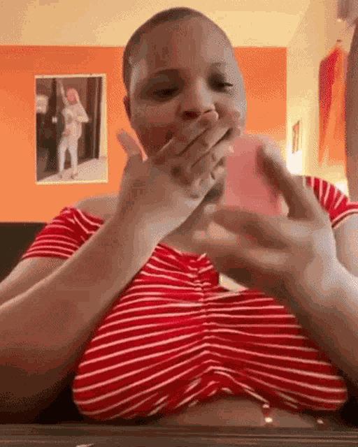 Hardtuckgifs Lovelypeaches GIF