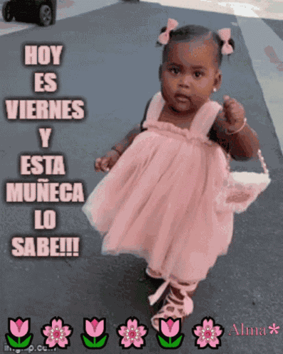 Hoy Es Viernes Es Muneca Lo Sabe GIF