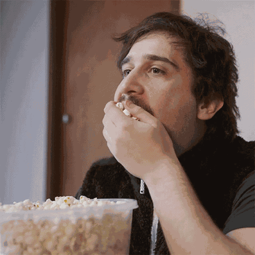 Hungry Yoe Mase GIF