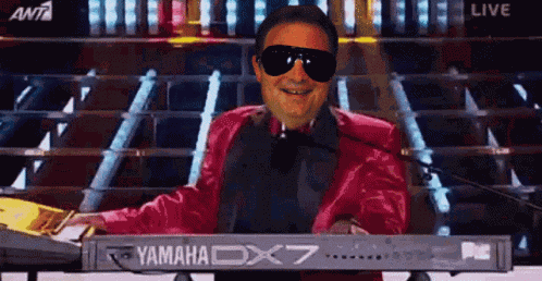 Ihor Dusaniwsky Ihor GIF