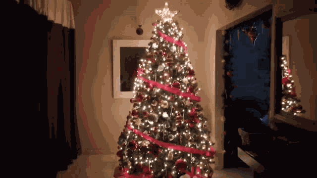 Its Christmas Time Crystal Best GIF