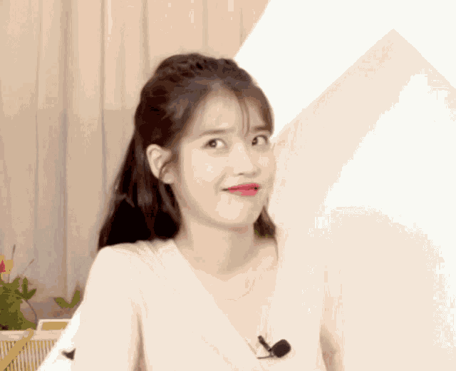 Iu Rolling GIF