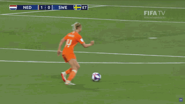 Jackie Groenen Tromby GIF