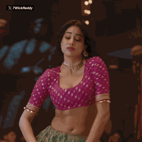 Janhvi Kapoor Hellallallo GIF