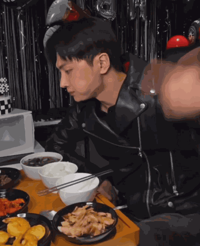 Jay Enhypen GIF