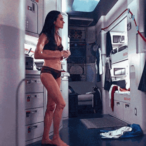 Jennifer Connelly Melanie Cavill GIF