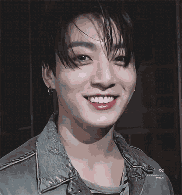 Jungkook GIF