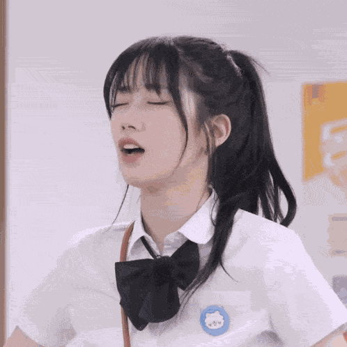 Kazuha Le Sserafim GIF