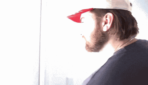 Kingwoolz Streamer GIF