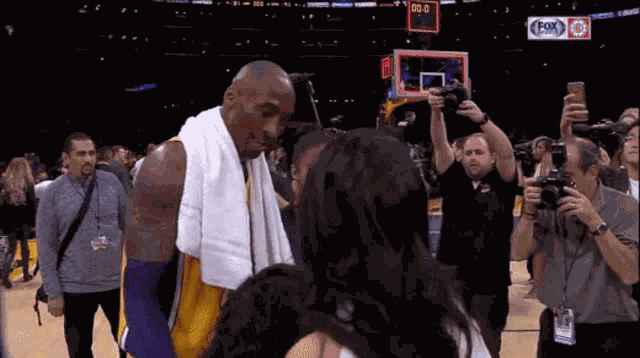 Kobe Bryant 24 GIF
