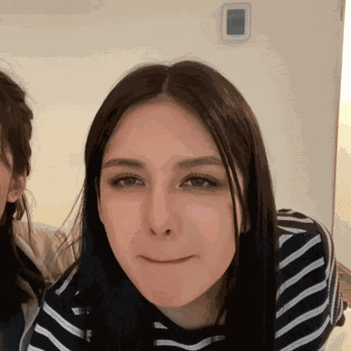 Lapillus Lapillus Reaction GIF