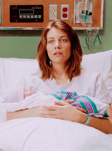 Lauren Cohan Twd GIF