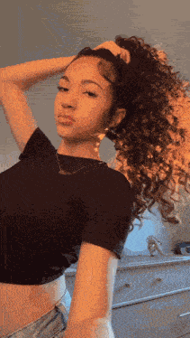 Lightskin Baddie GIF