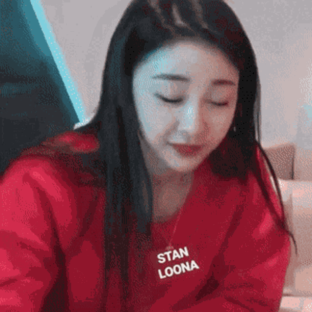Loona Kpop GIF