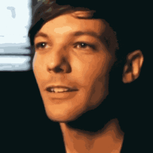 Louis Tomlinson Louis Tomlinson Getting A Tattoo GIF