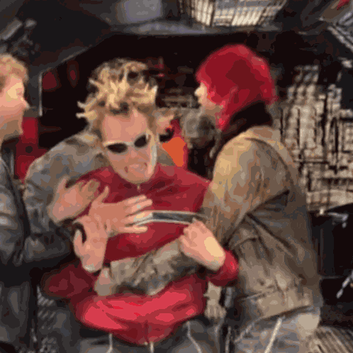 Luke Hemmings 5sos GIF