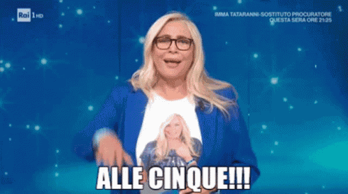 Mara Venier Domenicain GIF
