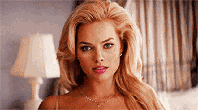 Margot Robbie GIF