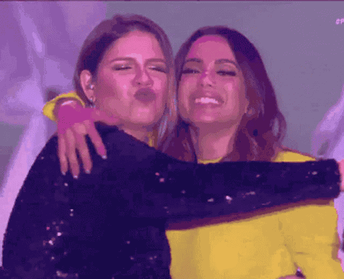 Marilia Marilia Mendonça GIF