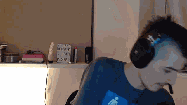 Masterlooser15 Hands GIF