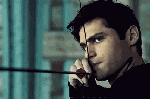Matthew Daddario Alec Lightwood GIF