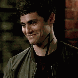 Matthew Daddario GIF