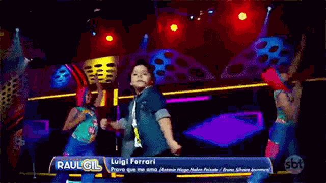 Menino Dancando GIF