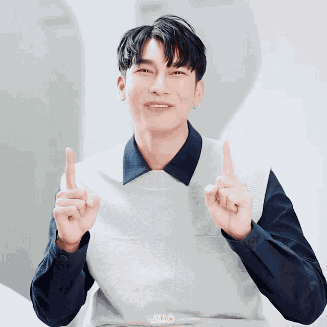 Mewsuppasit Mss GIF