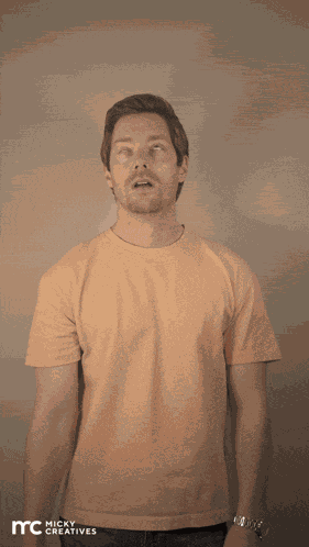 Micky Creatives No GIF