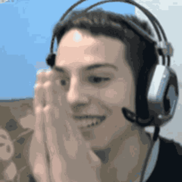 Mihajlo Madic Youtuber GIF