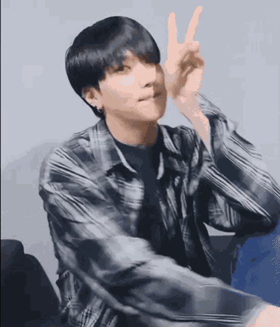 Mirae Mirae Lien GIF