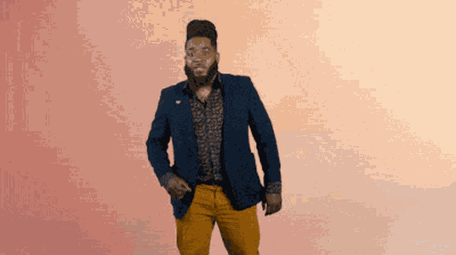 Nase The Magic Man Nase The Magic Just Sold Another One GIF