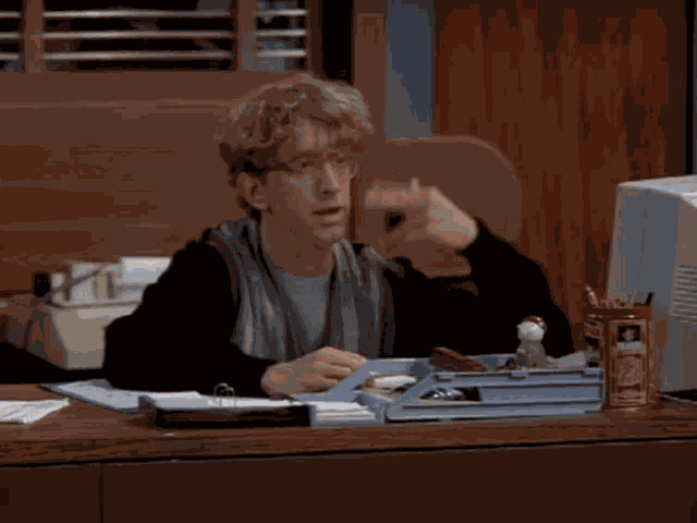 Newsradio Mnewsradio GIF
