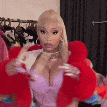 Nicki Minaj Kunt GIF