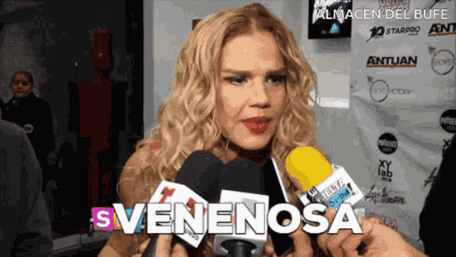 Niurka Marcos Venenosa GIF