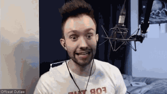 Offbeatoutlaw 7seas6idiots GIF