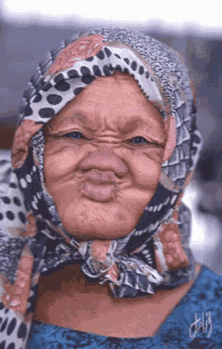 Old Lady Kiss GIF