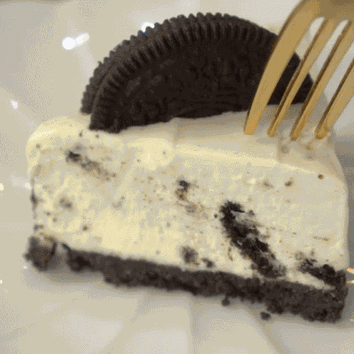 Oreo Cheesecake GIF