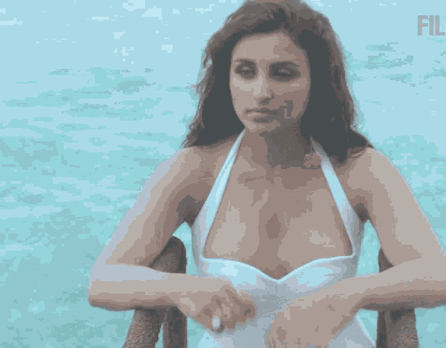 Parineeti Beach GIF
