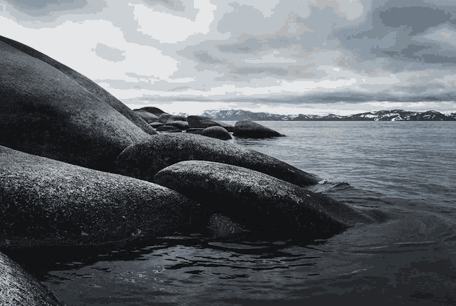 Peuple Publicitaire Water GIF