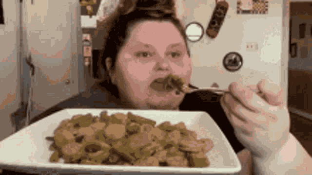 Pitowontwt Eating Fast GIF