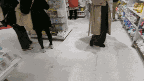 Pokémon Center Mega Tokyo Pokémon Center Mega Tokyo Dragonair GIF