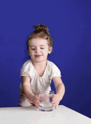 Pour June Crosby GIF