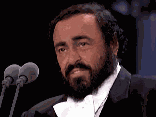 Red Diamond Pavarotti Crypto Gemology GIF