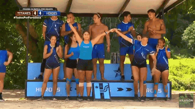 Reverencia Exatlon GIF