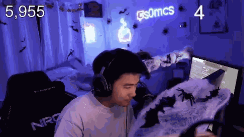 S0m S0mcs GIF