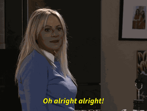 Samanthalovettx Lisa Swain GIF