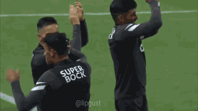 Sarabia Sporting Esgaio Edwards GIF