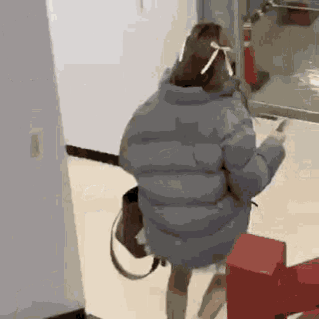 Scoupsgenre Fromis 9 GIF