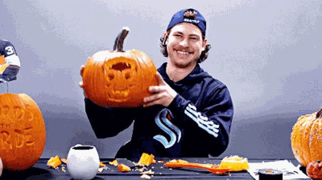 Seattle Kraken Yanni Gourde GIF